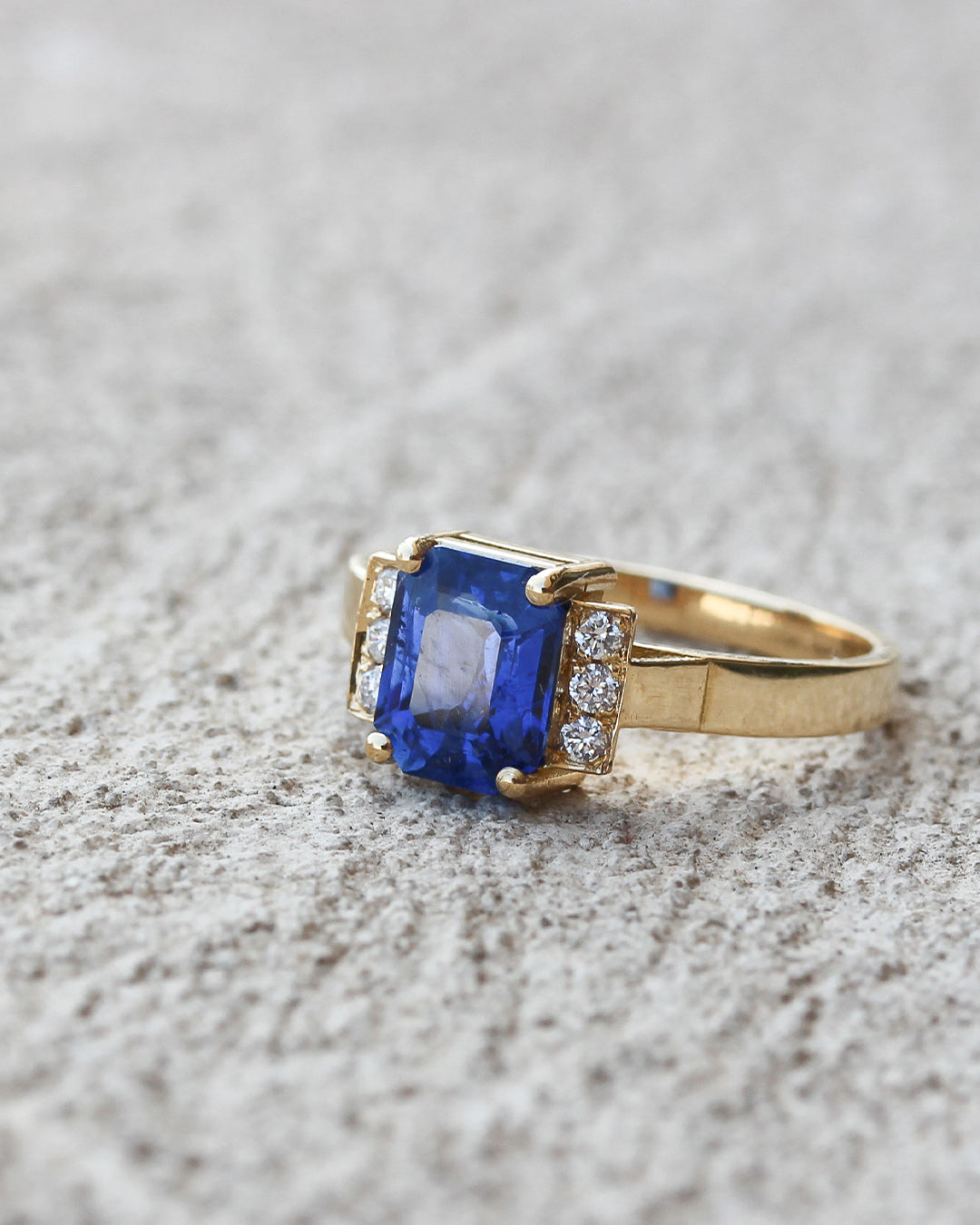 NBS 1920&#39;s Sapphire and Diamond Ring